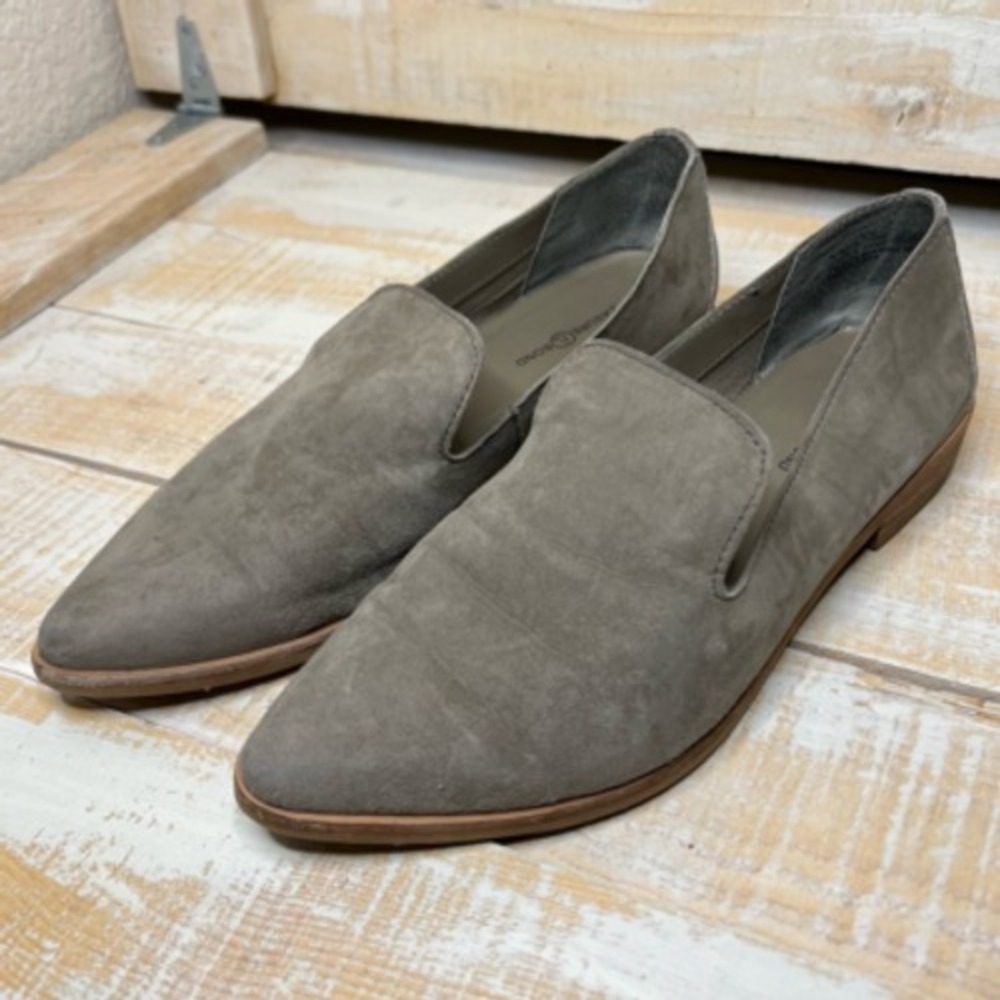 Treasure & Bond Womens Kena Loafer Flat Shoes Gray Almond Toe Leather Slip On 7M